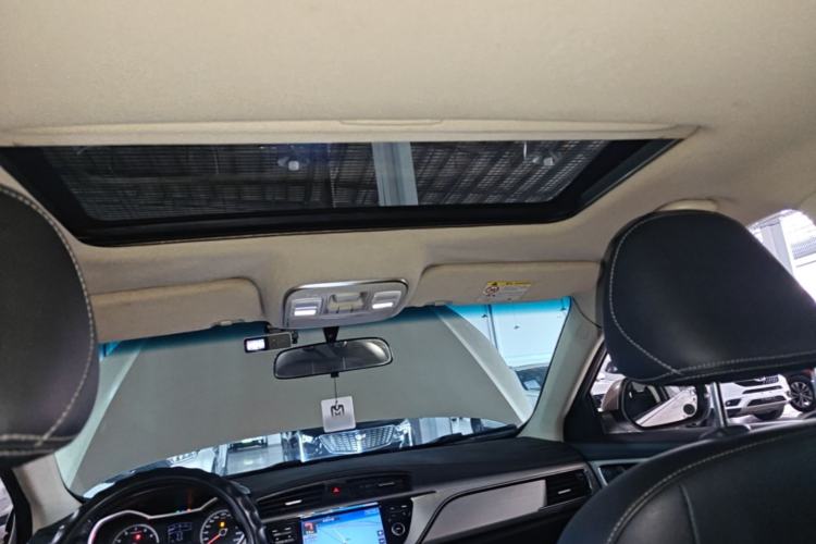 Used Geely Auto Emgrand GL 2017 1.8L Manual Elite Model Headliner