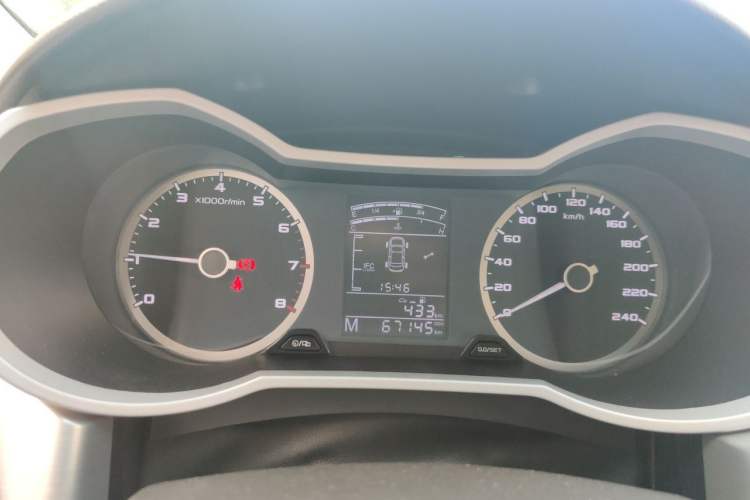 Used Geely Auto Emgrand GL 2017 1.8L Manual Elite Model Instrument Cluster