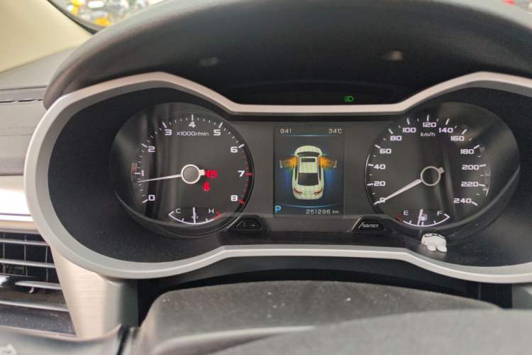 Used Geely Auto Emgrand GL 2017 1.3T DCT Luxury Model Instrument Cluster