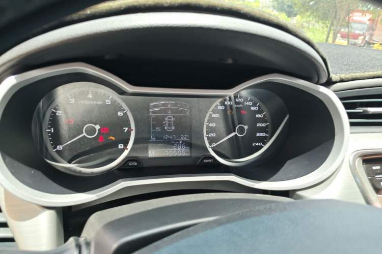 Used Geely Auto Emgrand GL 2017 1.8L Manual Elite Model Instrument Cluster