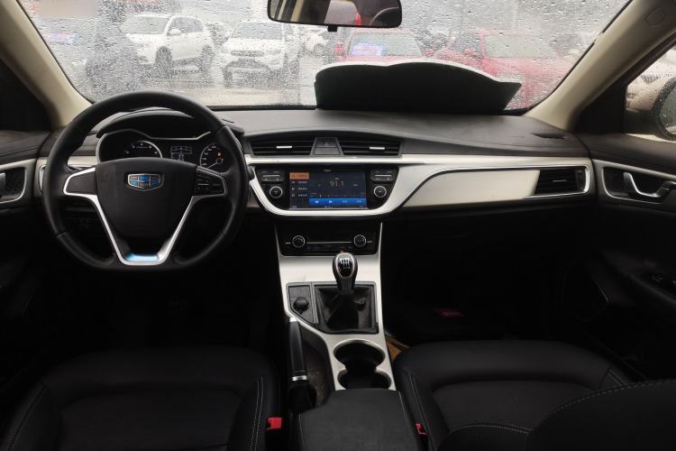 Used Geely Auto Emgrand GL 2017 1.8L Manual Elite Model Interior 2