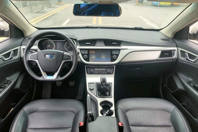 Used Geely Auto Emgrand GL 2017 1.8L Manual Elite Model Interior 2