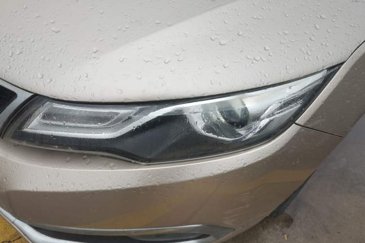 Used Geely Auto Emgrand GL 2017 1.8L Manual Elite Model Left Front Headlight