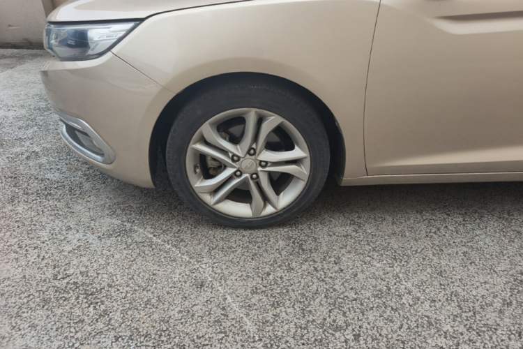 Used Geely Auto Emgrand GL 2017 1.3T DCT Luxury Model Left Front Wheel Hub