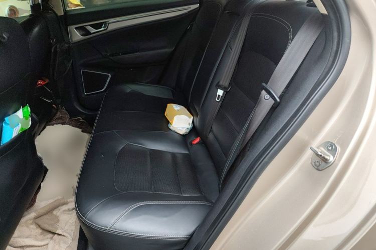 Used Geely Auto Emgrand GL 2017 1.3T DCT Elite Model Left Rear Seat