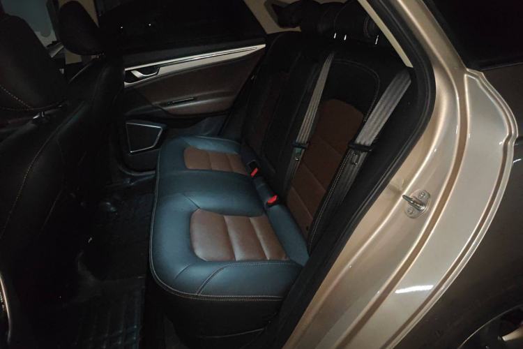 Used Geely Auto Emgrand GL 2017 1.3T DCT Luxury Model Left Rear Seat