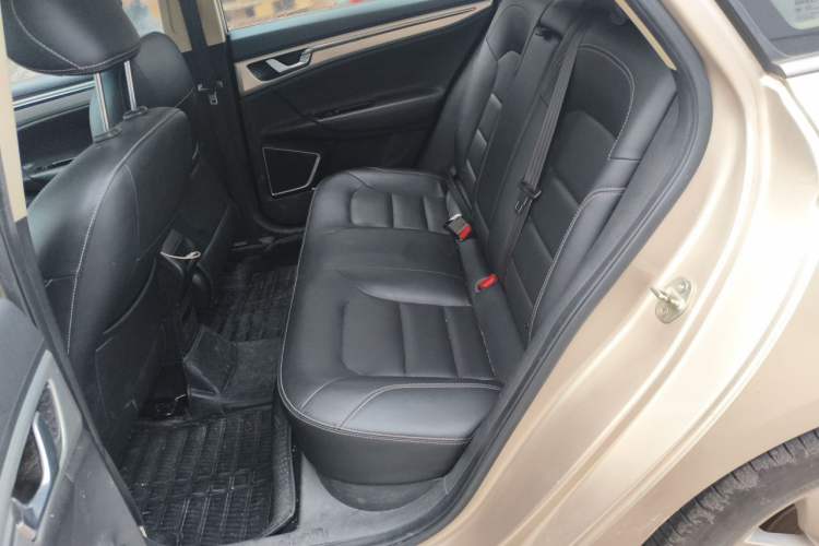 Used Geely Auto Emgrand GL 2017 1.3T DCT Elite Model Left Rear Seat