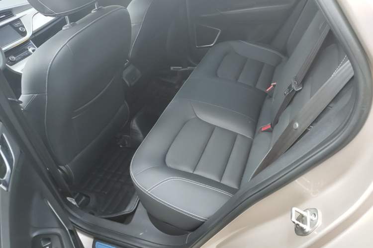 Used Geely Auto Emgrand GL 2017 1.8L DCT Elite Model Left Rear Seat