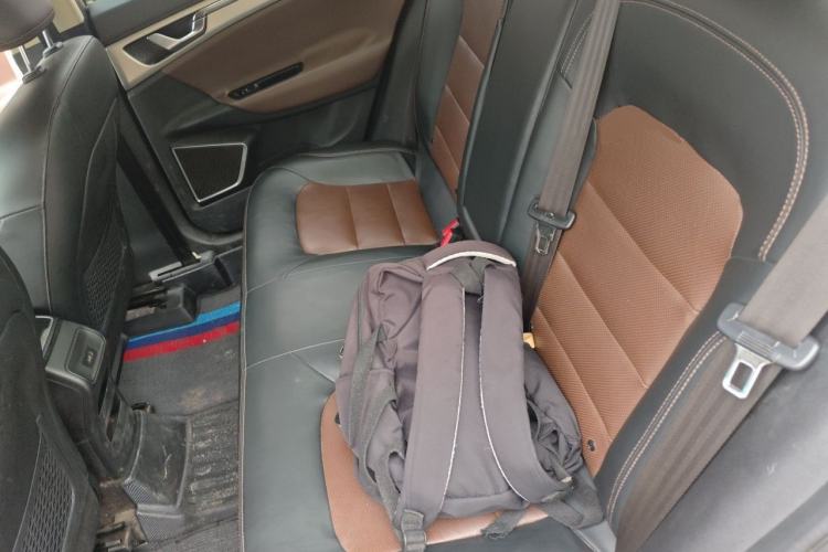 Used Geely Auto Emgrand GL 2017 1.3T DCT Luxury Model Left Rear Seat