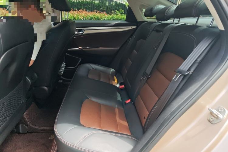 Used Geely Auto Emgrand GL 2017 1.3T DCT Luxury Model Left Rear Seat