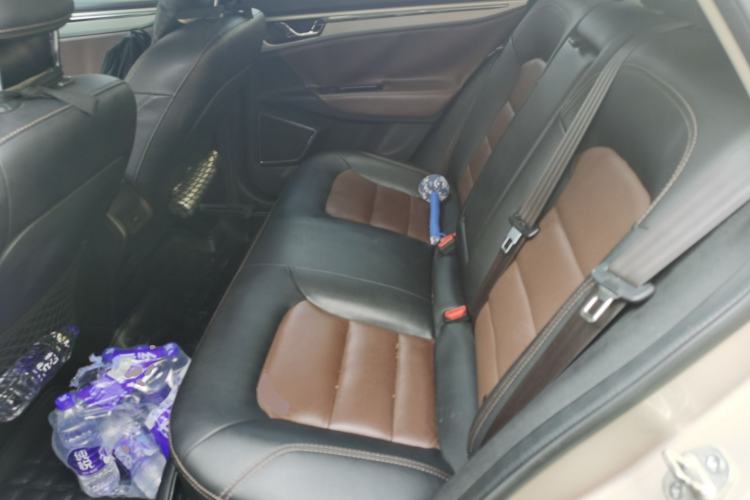 Used Geely Auto Emgrand GL 2017 1.3T DCT Luxury Model Left Rear Seat