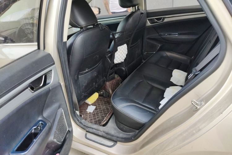Used Geely Auto Emgrand GL 2017 1.3T Manual Elite Model Left Rear Seat