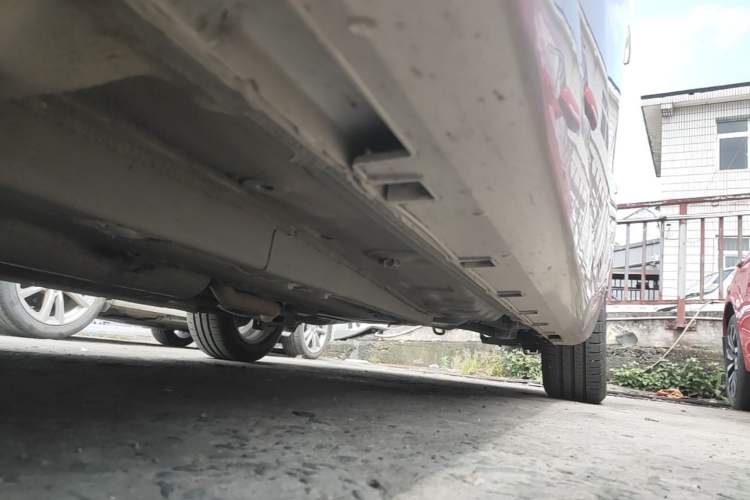 Used Geely Auto Emgrand GL 2017 1.8L DCT Elite Model Left Side Sill