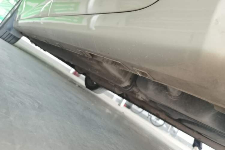 Used Geely Auto Emgrand GL 2017 1.3T DCT Luxury Model Left Side Sill