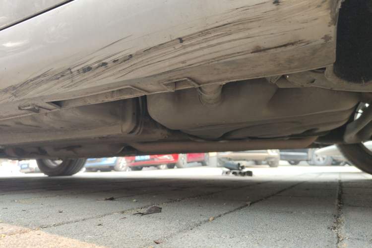 Used Geely Auto Emgrand GL 2017 1.3T DCT Elite Model Left Side Sill