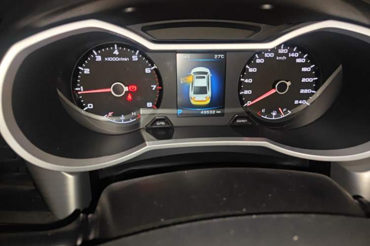 Used Geely Auto Emgrand GL 2017 1.3T DCT Luxury Model Odometer Close Up