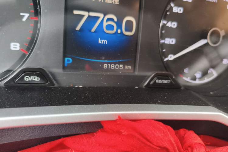 Used Geely Auto Emgrand GL 2017 1.3T DCT Elite Model Odometer Close Up