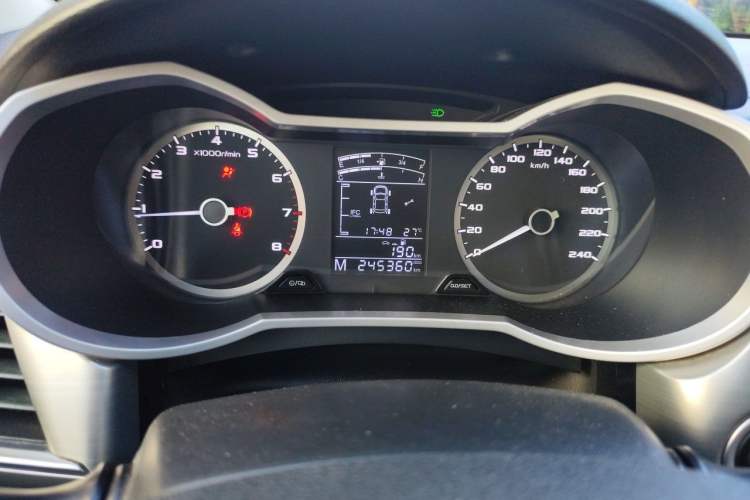 Used Geely Auto Emgrand GL 2017 1.3T Manual Elite Model Odometer Close Up
