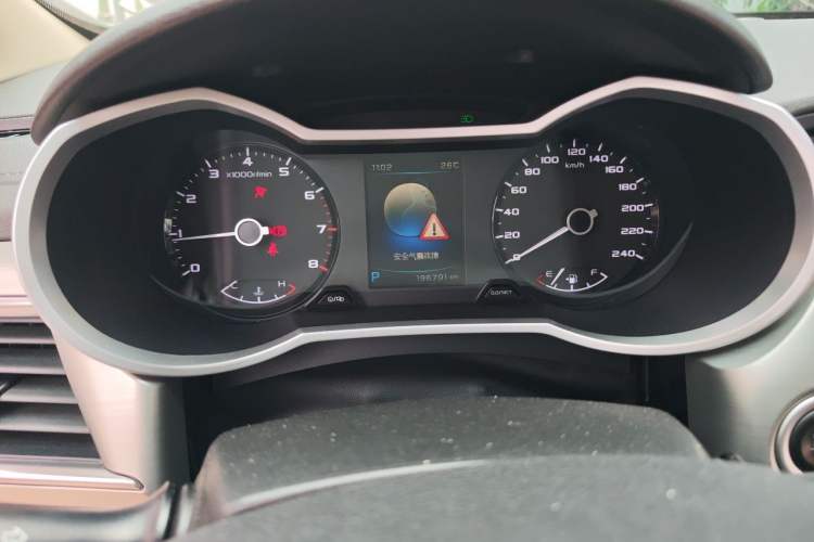 Used Geely Auto Emgrand GL 2017 1.8L DCT Elite Model Odometer Close Up