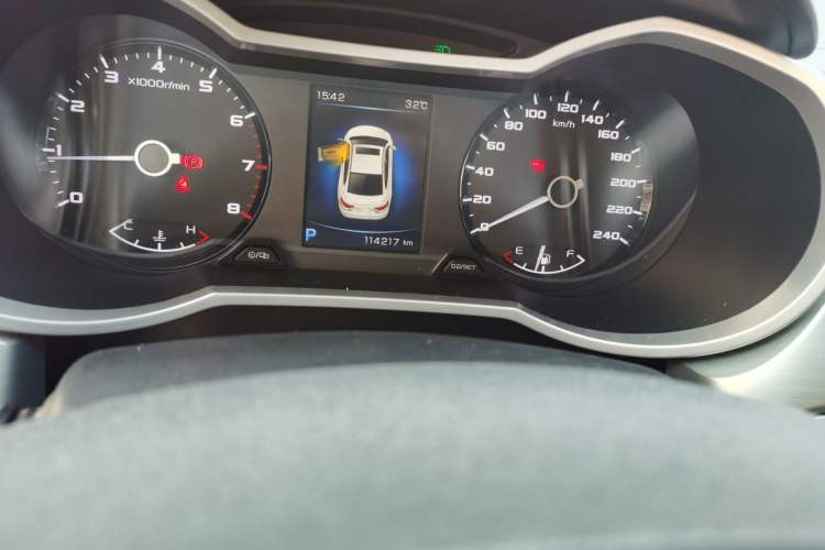 Used Geely Auto Emgrand GL 2017 1.3T DCT Luxury Model Odometer Close Up