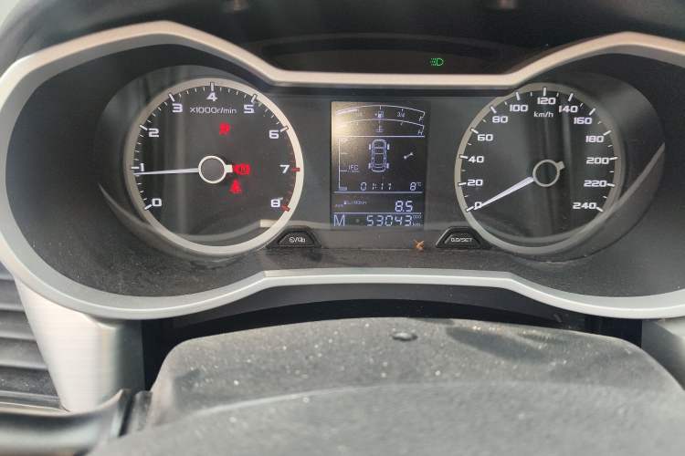 Used Geely Auto Emgrand GL 2017 1.3T Manual Elite Model Odometer Close Up