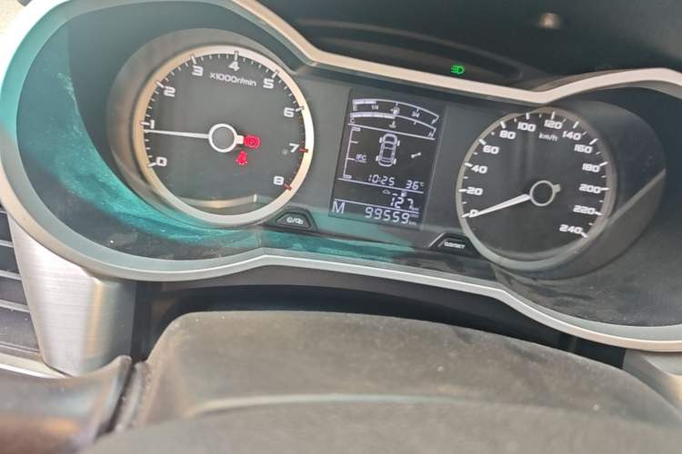 Used Geely Auto Emgrand GL 2017 1.3T Manual Elite Model Odometer Close Up
