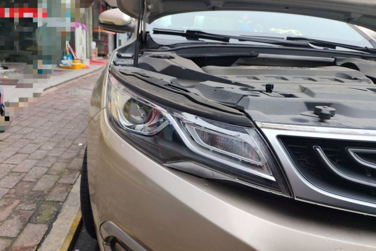 Used Geely Auto Emgrand GL 2017 1.3T DCT Elite Model Right Front Headlight