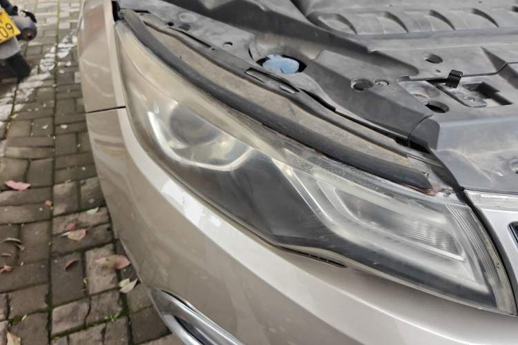 Used Geely Auto Emgrand GL 2017 1.3T DCT Luxury Model Right Front Headlight