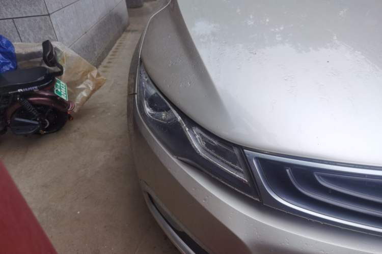 Used Geely Auto Emgrand GL 2017 1.8L DCT Elite Model Right Front Headlight