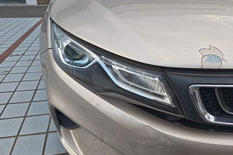 Used Geely Auto Emgrand GL 2017 1.8L Manual Entry-Level Model Right Front Headlight