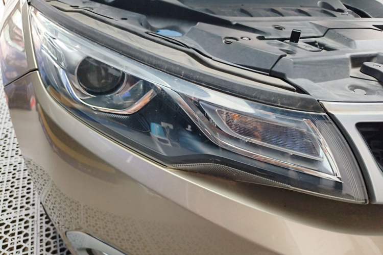 Used Geely Auto Emgrand GL 2017 1.3T DCT Elite Model Right Front Headlight