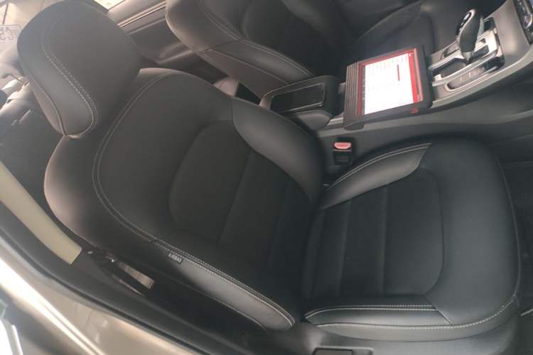 Used Geely Auto Emgrand GL 2017 1.8L DCT Elite Model Right Front Seat