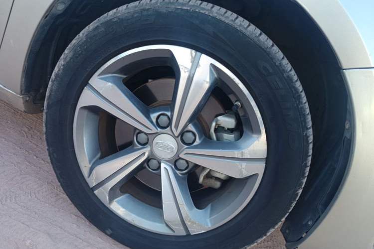 Used Geely Auto Emgrand GL 2017 1.8L Manual Elite Model Right Front Wheel Hub