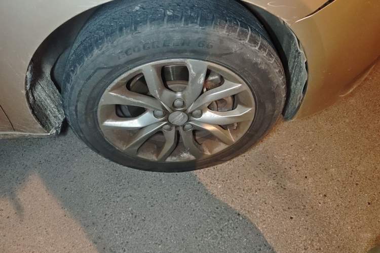 Used Geely Auto Emgrand GL 2017 1.8L Manual Elite Model Right Front Wheel Hub