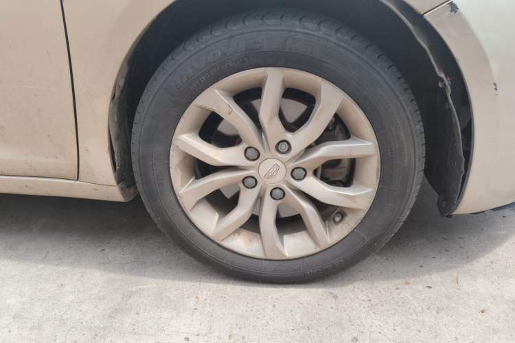 Used Geely Auto Emgrand GL 2017 1.3T DCT Elite Model Right Front Wheel Hub