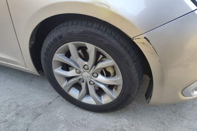 Used Geely Auto Emgrand GL 2017 1.3T Manual Elite Model Right Front Wheel Hub