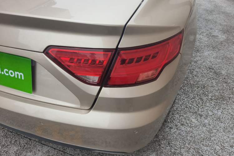 Used Geely Auto Emgrand GL 2017 1.3T DCT Luxury Model Right Rear Taillight
