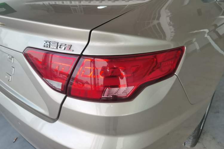 Used Geely Auto Emgrand GL 2017 1.3T DCT Luxury Model Right Rear Taillight