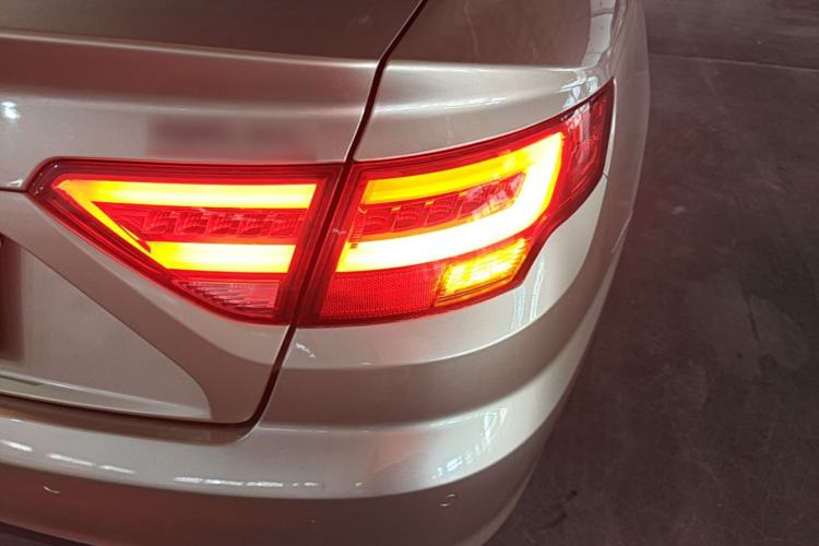 Used Geely Auto Emgrand GL 2017 1.8L Manual Elite Model Right Rear Taillight