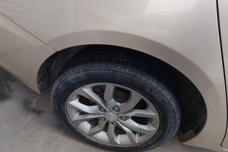 Used Geely Auto Emgrand GL 2017 1.3T Manual Elite Model Right Rear Wheel Hub