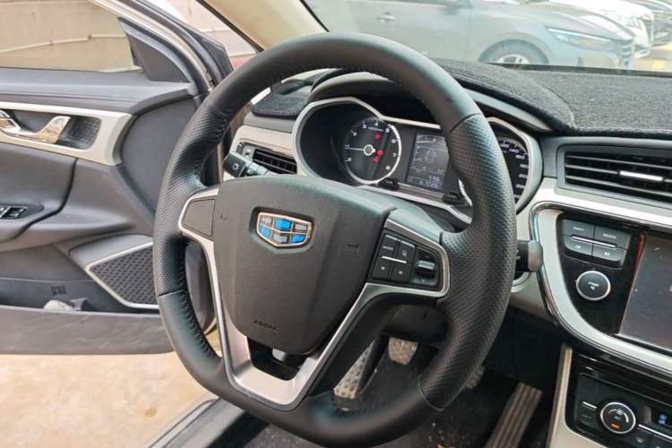 Used Geely Auto Emgrand GL 2017 1.3T Manual Elite Model Steering Wheel