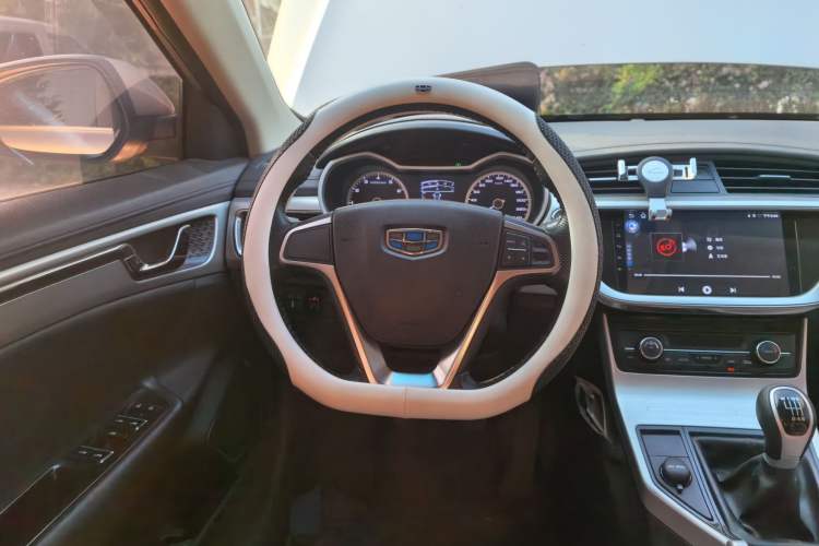 Used Geely Auto Emgrand GL 2017 1.3T Manual Elite Model Steering Wheel