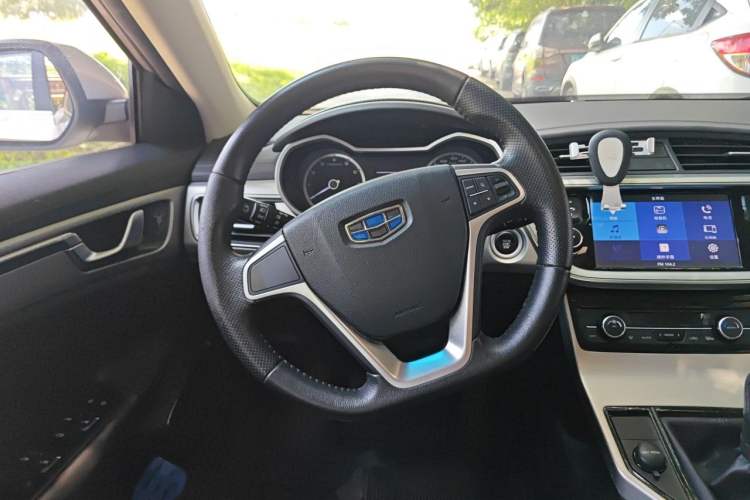 Used Geely Auto Emgrand GL 2017 1.8L Manual Elite Model Steering Wheel