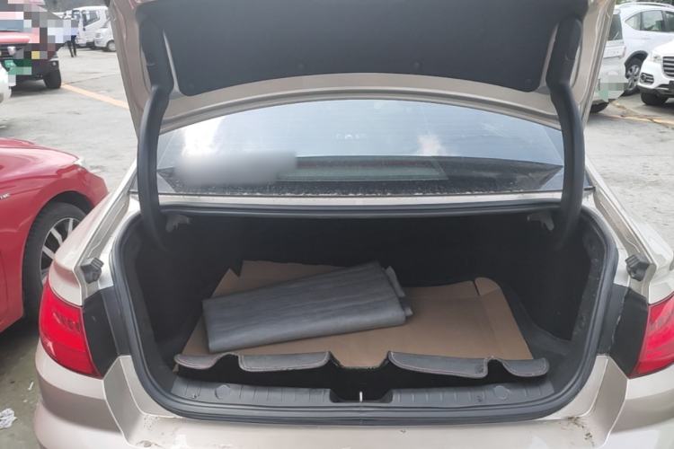 Used Geely Auto Emgrand GL 2017 1.8L DCT Elite Model Trunk
