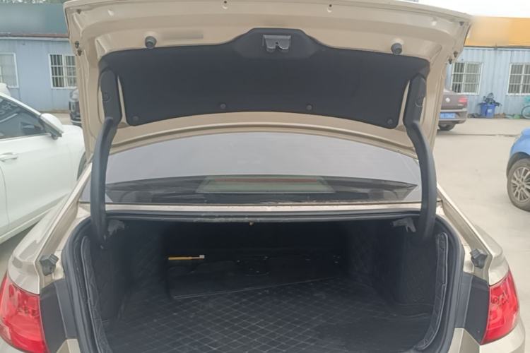 Used Geely Auto Emgrand GL 2017 1.3T DCT Luxury Model Trunk
