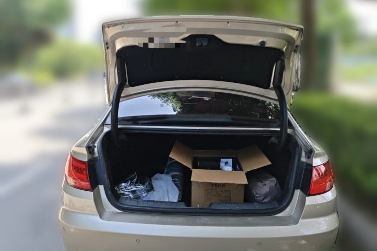 Used Geely Auto Emgrand GL 2017 1.8L Manual Elite Model Trunk