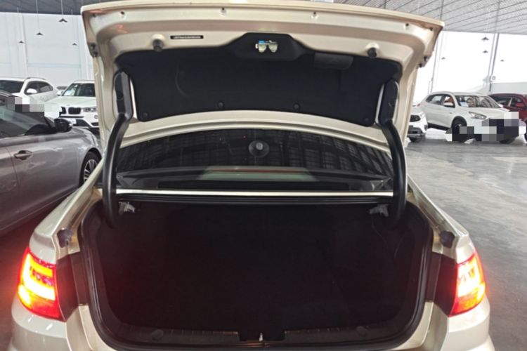 Used Geely Auto Emgrand GL 2017 1.8L Manual Elite Model Trunk
