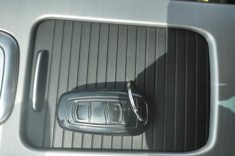 Used Geely Auto Emgrand GL 2017 1.8L DCT Elite Model Vehicle Key