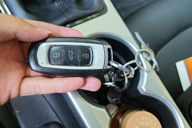 Used Geely Auto Emgrand GL 2017 1.8L Manual Elite Model Vehicle Key