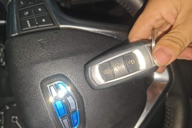 Used Geely Auto Emgrand GL 2017 1.8L DCT Elite Model Vehicle Key